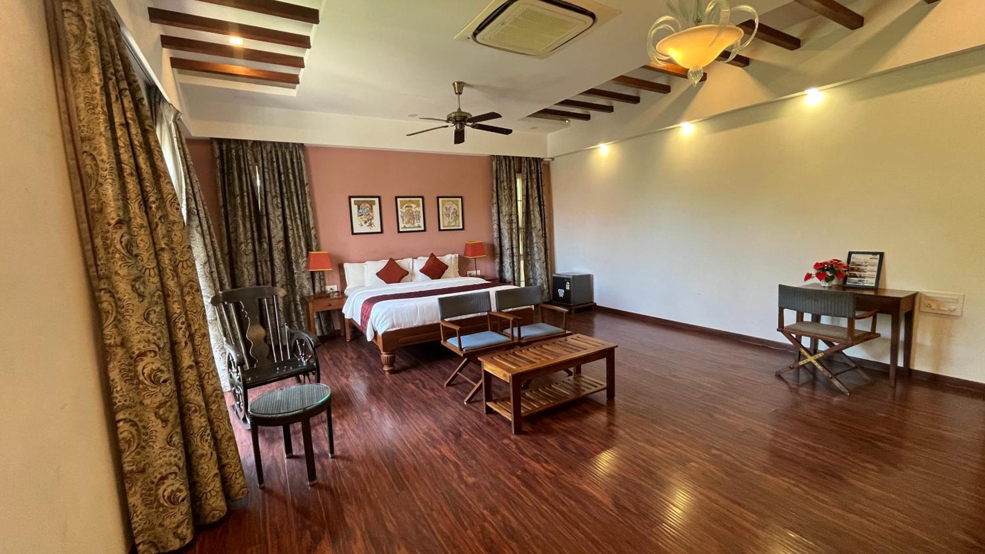 Hotel Maroma Ecr Chennai